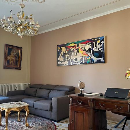 Vittore 11 Square Вербания Экстерьер фото